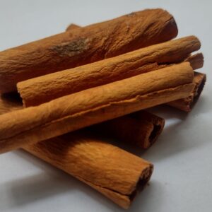 Canela em pau